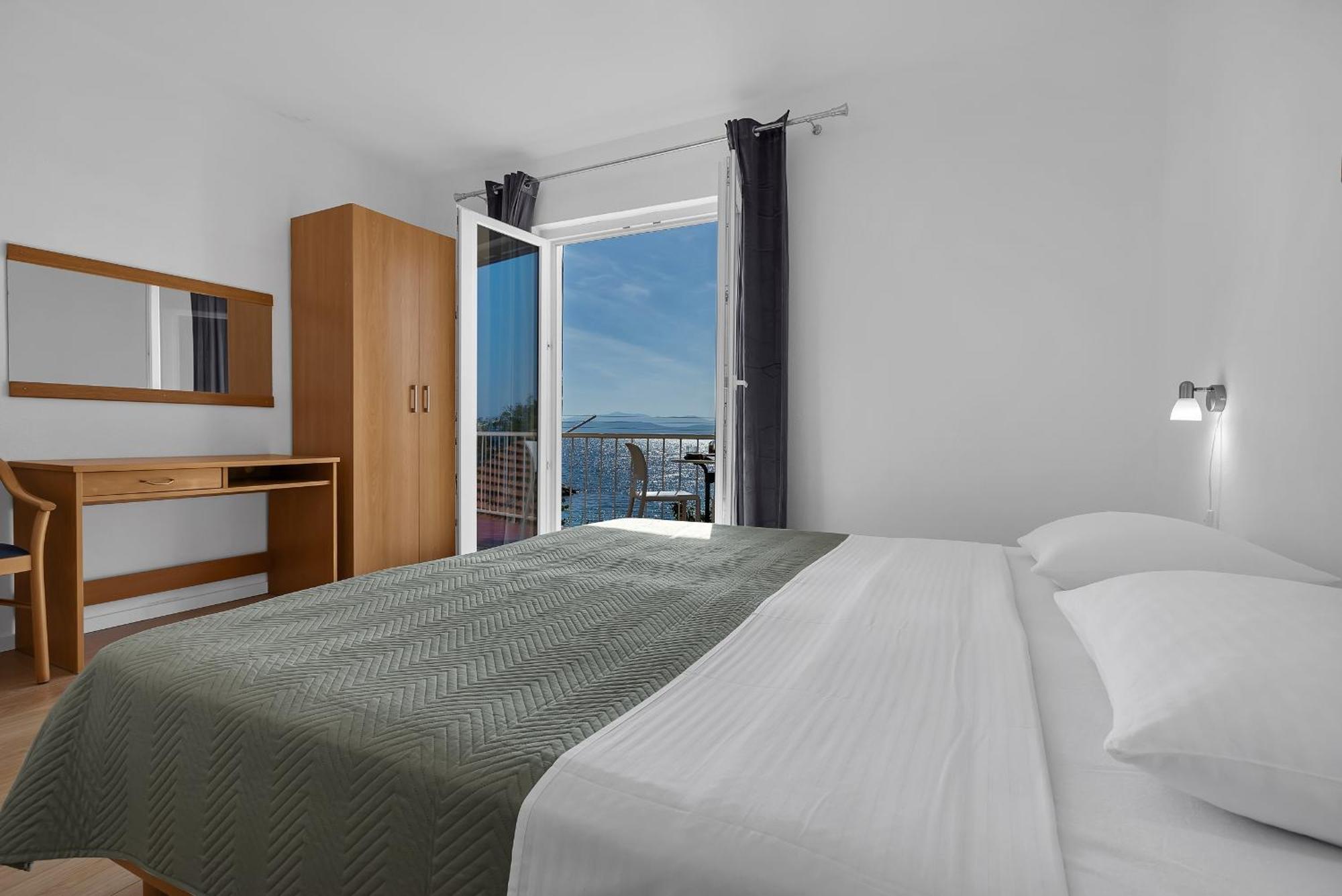 Apartments By The Sea Podgora, Makarska - 2596 Room photo